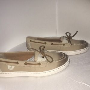 PRICE DROP NWOT Sperry Topsider Boat Shoes